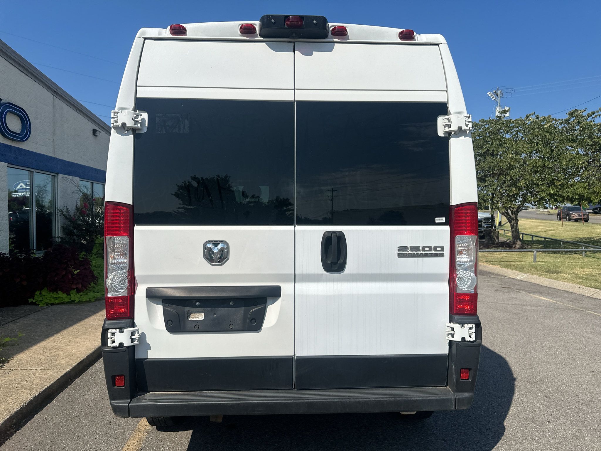 Used 2023 RAM ProMaster 2500 FWD image 5