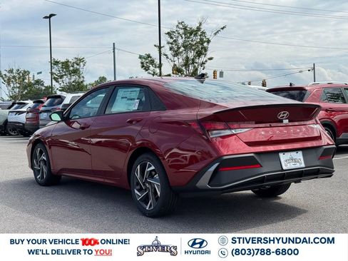 Certified 2025 Hyundai Elantra Sport image 11