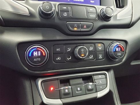 Used 2023 GMC Terrain SLT w/ Elevation Edition image 23