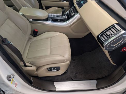 Used 2017 Land Rover Range Rover Sport HSE AWD/4WD image 30