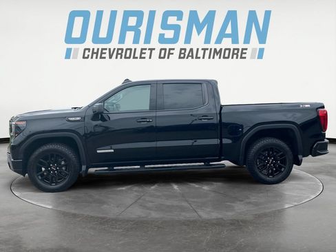 Used 2024 GMC Sierra 1500 Elevation AWD/4WD image 3