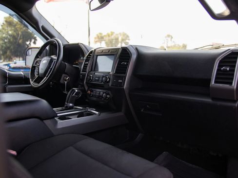 Used 2018 Ford F150 XLT w/ Equipment Group 302A Luxury AWD/4WD image 36