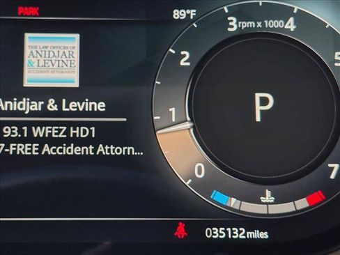Used 2023 Land Rover Range Rover SE AWD/4WD image 9