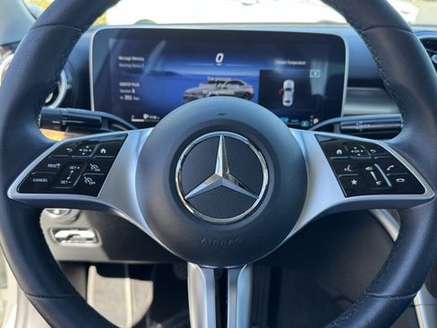 Used 2022 Mercedes-Benz C 300 Sedan image 24