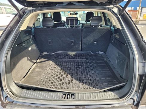 Used 2023 Lincoln Nautilus FWD w/ Premium Package image 35