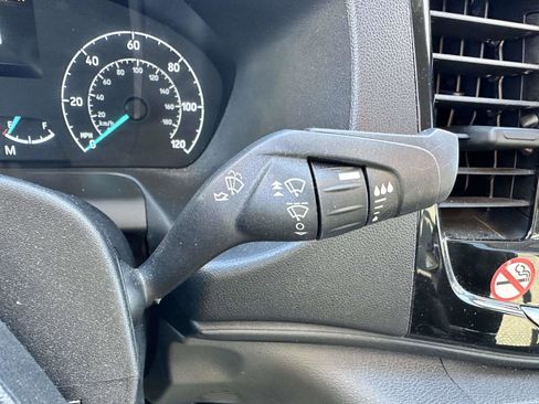 Used 2024 Ford Transit 350 XLT image 22