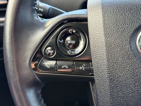 Used 2022 Toyota Prius Prime XLE FWD image 30