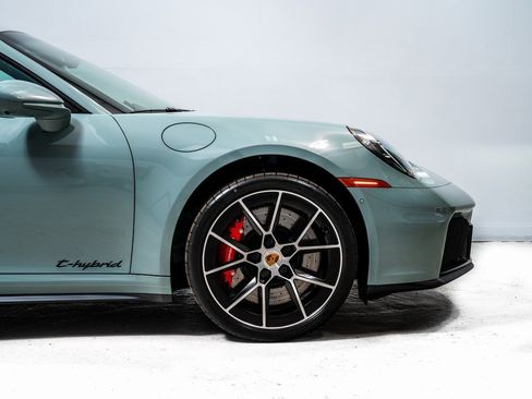 Used 2026 Porsche 911 Targa 4 GTS image 12