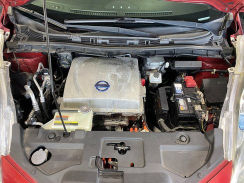 Used 2013 Nissan Leaf SV w/ LED & Quick Charge Pkg FWD image 31