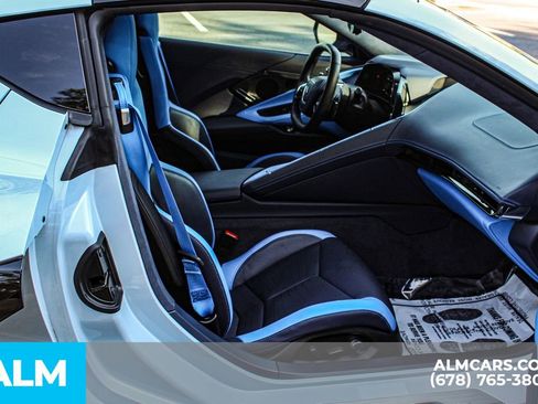 Used 2023 Chevrolet Corvette Stingray Premium Cpe w/ Z51 Performance Package RWD image 18