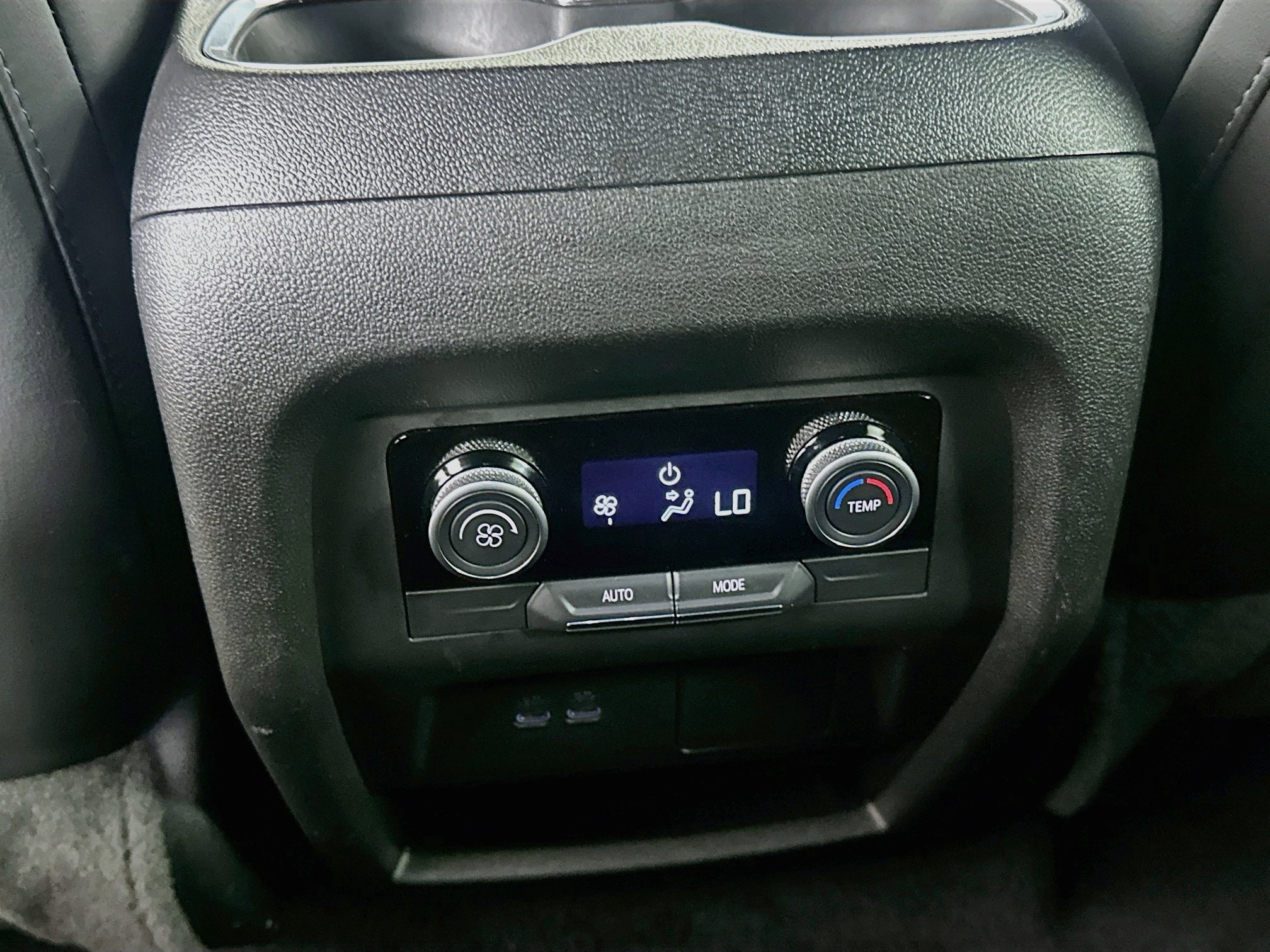 Used 2025 Buick Enclave Preferred FWD image 27