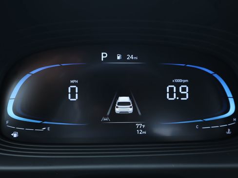 New 2026 Hyundai Venue SEL FWD image 4
