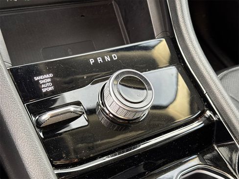 Used 2023 Jeep Grand Cherokee L Limited w/ Luxury Tech Group II image 23