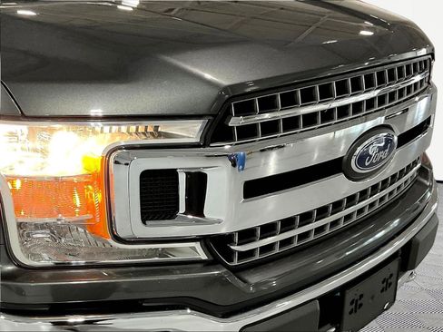 Used 2018 Ford F150 XLT w/ Equipment Group 302A Luxury AWD/4WD image 31
