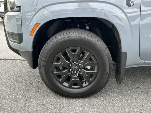 Certified 2026 Nissan Frontier SV w/ SV Convenience Package image 12