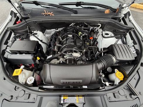 Certified 2024 Dodge Durango R/T image 17
