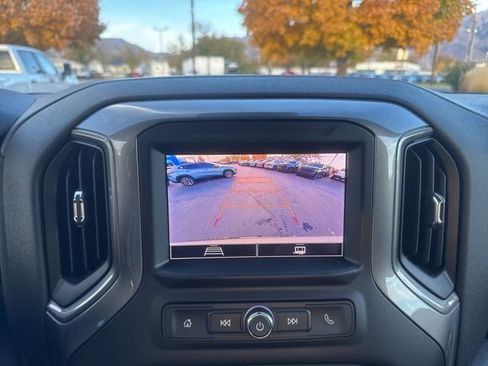 New 2026 Chevrolet Silverado 1500 Custom Trail Boss w/ LPO, Dark Essentials Package AWD/4WD image 24