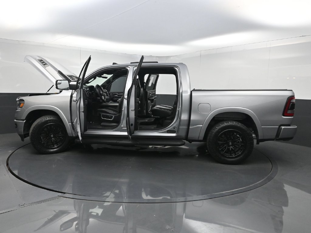 Used 2022 RAM 1500 Laramie AWD/4WD image 40