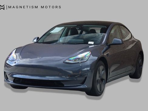 Used 2023 Tesla Model 3 Standard Range RWD image 4