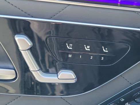 Used 2021 Mercedes-Benz S 580 4MATIC Sedan w/ AMG Line image 19