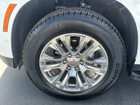 Certified 2025 GMC Yukon XL Denali AWD/4WD image 32