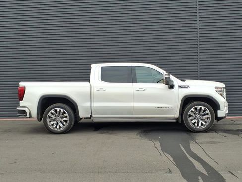 Used 2024 GMC Sierra 1500 Denali w/ Denali Reserve Package image 29
