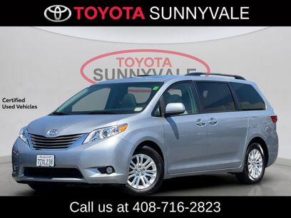 Used 2017 Toyota Sienna XLE w/ XLE Navigation Package
