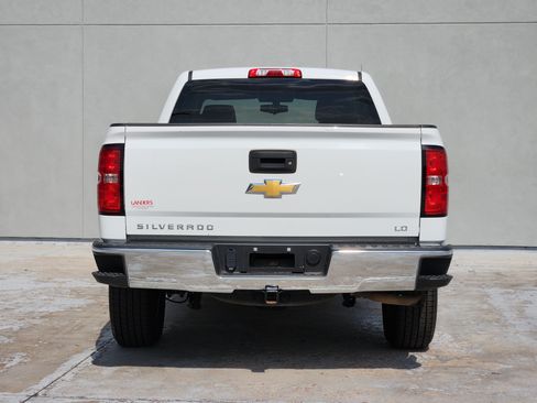 Used 2019 Chevrolet Silverado 1500 LT AWD/4WD image 6