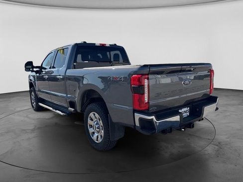 Used 2023 Ford F250 Lariat w/ Tow Technology Package AWD/4WD image 7