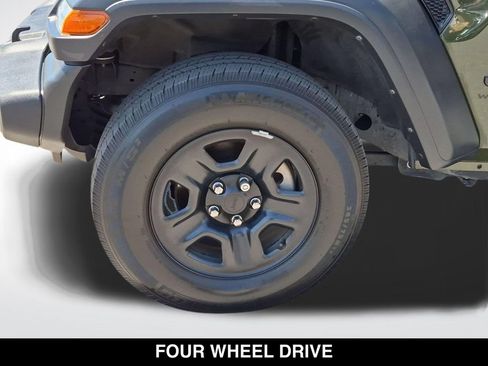 Used 2023 Jeep Wrangler Unlimited Sport AWD/4WD image 11