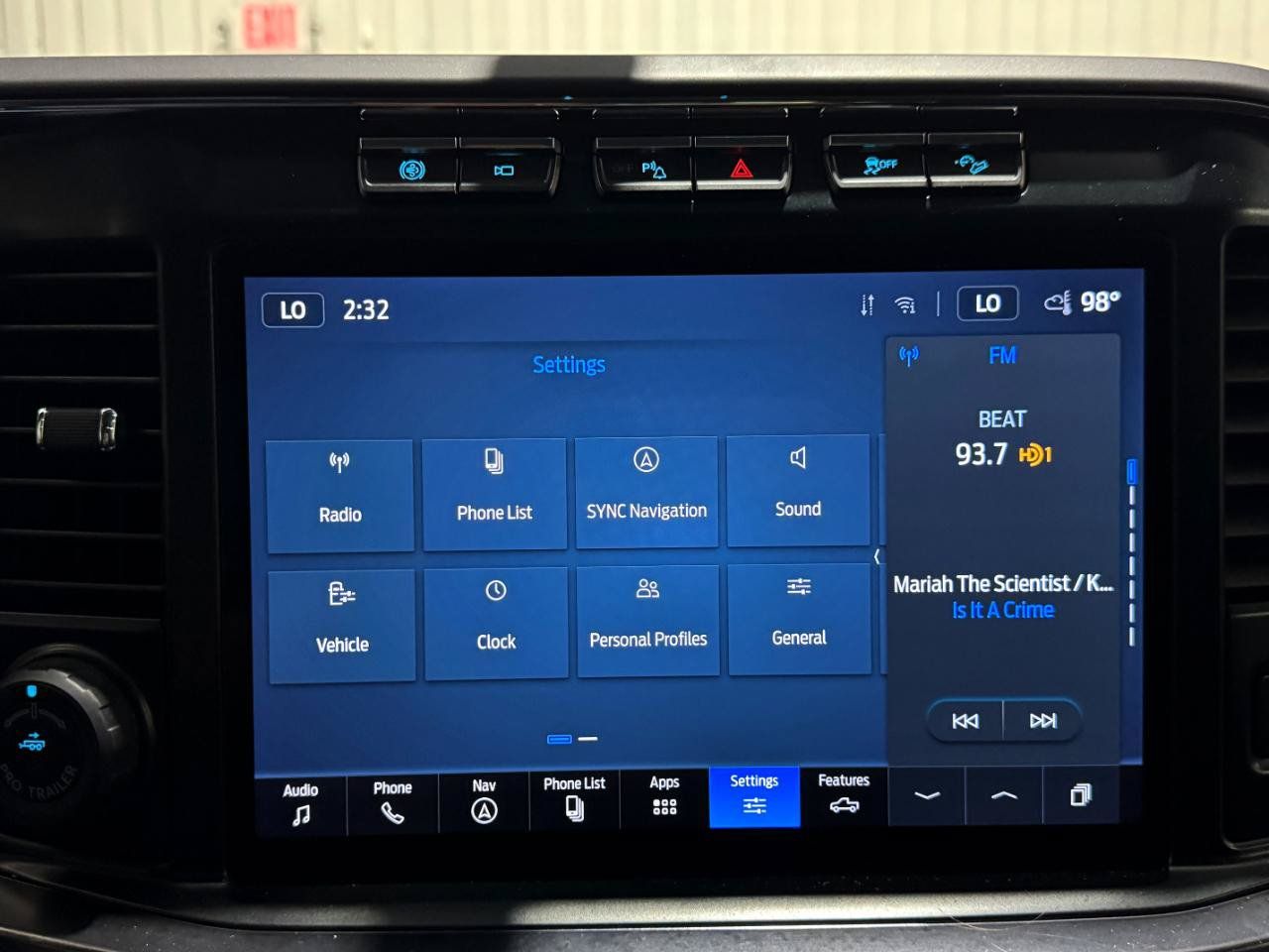 Used 2023 Ford F350 Lariat w/ Lariat Ultimate Package AWD/4WD image 14