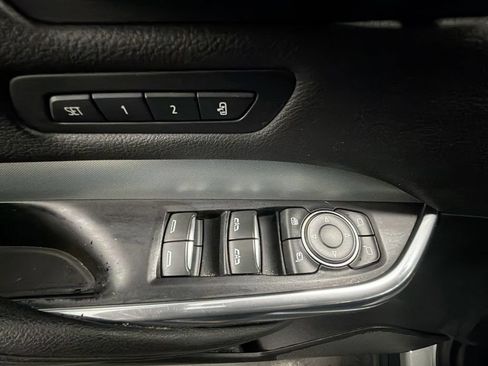 Used 2019 Cadillac XT4 Premium Luxury w/ Cold Weather Package FWD image 23