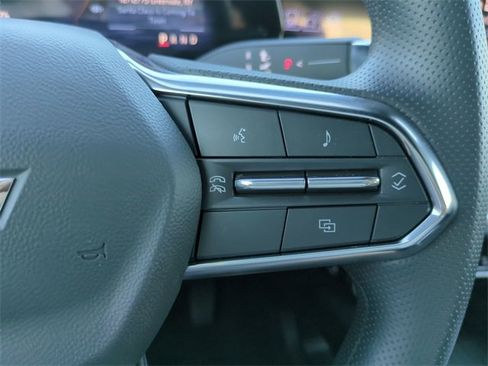 New 2026 Chevrolet Equinox EV LT image 25