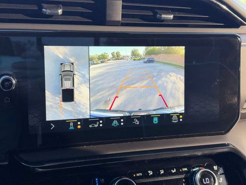 Used 2022 GMC Sierra 1500 AT4X AWD/4WD image 13