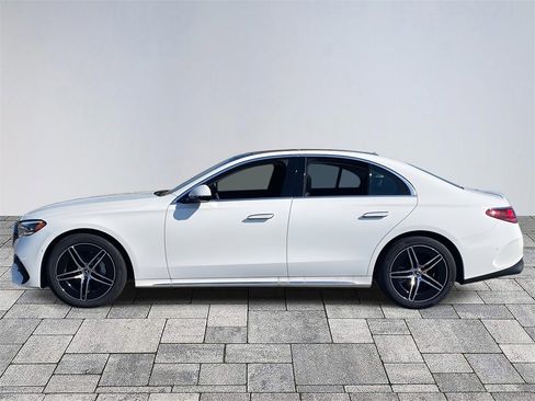 New 2025 Mercedes-Benz E 350 Sedan image 4