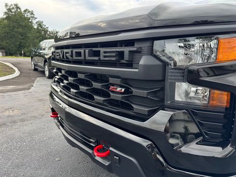 Used 2024 Chevrolet Silverado 1500 Custom Trail Boss AWD/4WD image 11