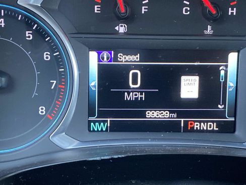 Used 2019 Chevrolet Traverse Premier AWD/4WD image 30