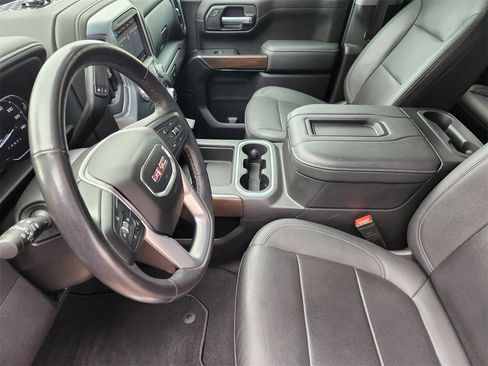 Used 2022 GMC Sierra 1500 SLT image 12
