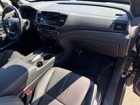 Used 2024 Honda Ridgeline TrailSport image 18