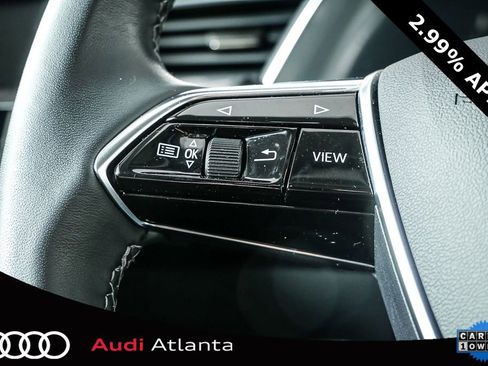 Used 2022 Audi e-tron Prestige w/ Prestige Package image 11