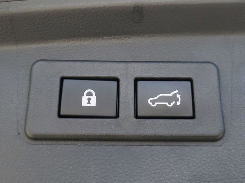 Certified 2024 Subaru Outback Touring w/ Tech Package 3 image 13