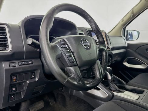 Used 2023 Nissan Frontier SV w/ SV Convenience Package image 22