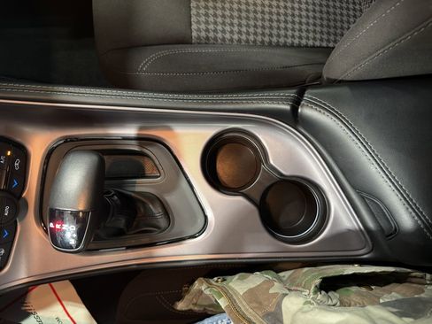 Used 2023 Dodge Challenger SXT w/ Blacktop Package image 34