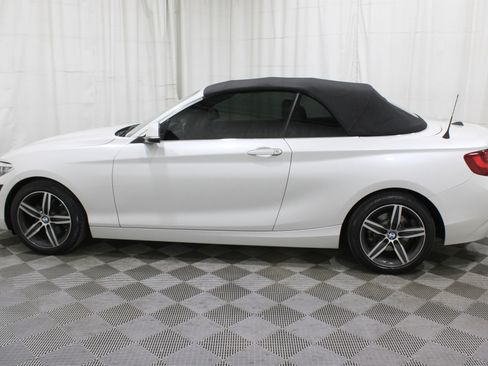 Used 2017 BMW 230i Convertible image 34