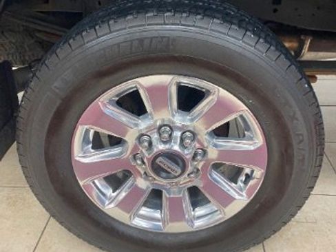 Used 2018 Ford F250 Platinum w/ Platinum Ultimate Package image 37