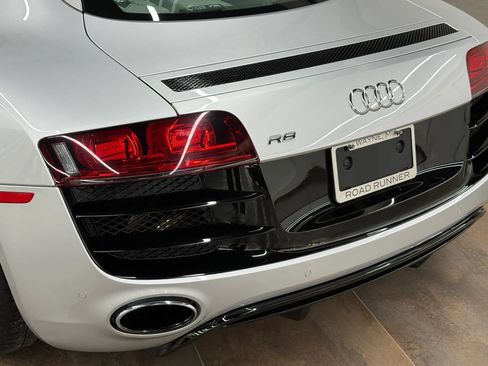 Used 2012 Audi R8 V10 AWD/4WD image 10