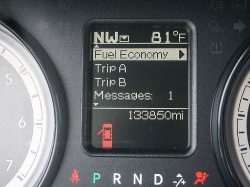 Used 2019 RAM 1500 Classic SLT AWD/4WD image 27