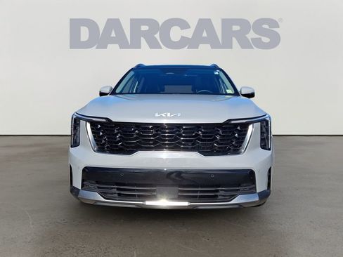 Used 2025 Kia Sorento EX w/ Panoramic Sunroof Package image 2