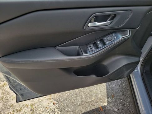 New 2026 Nissan Rogue SV FWD image 21