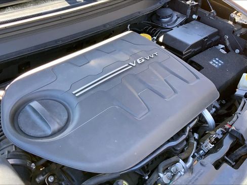 Used 2015 Jeep Cherokee Latitude FWD image 32